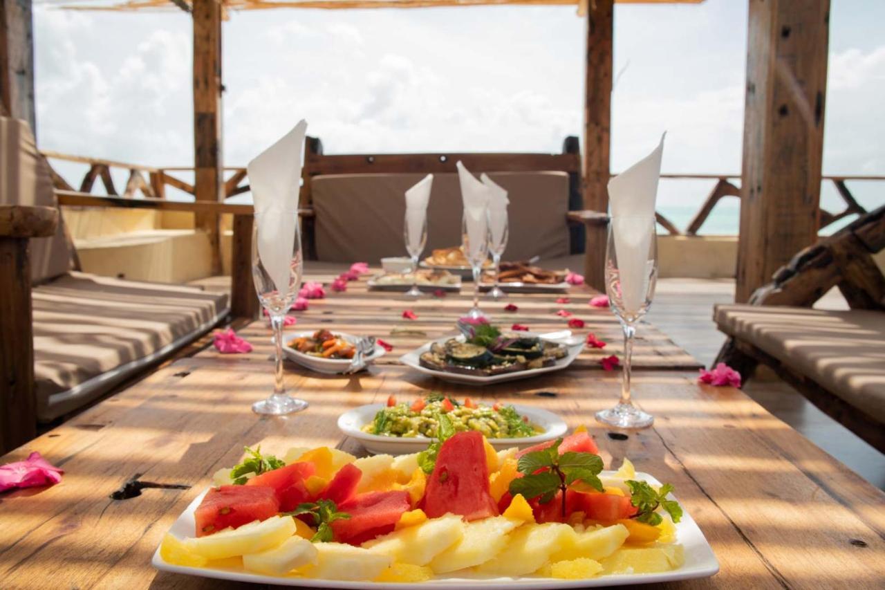 Jambo Beach Hotel Paje Buitenkant foto