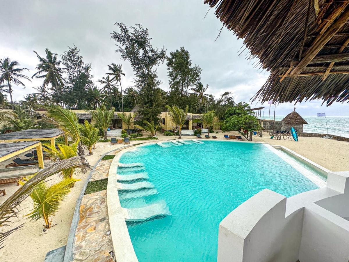 Jambo Beach Hotel Paje Buitenkant foto