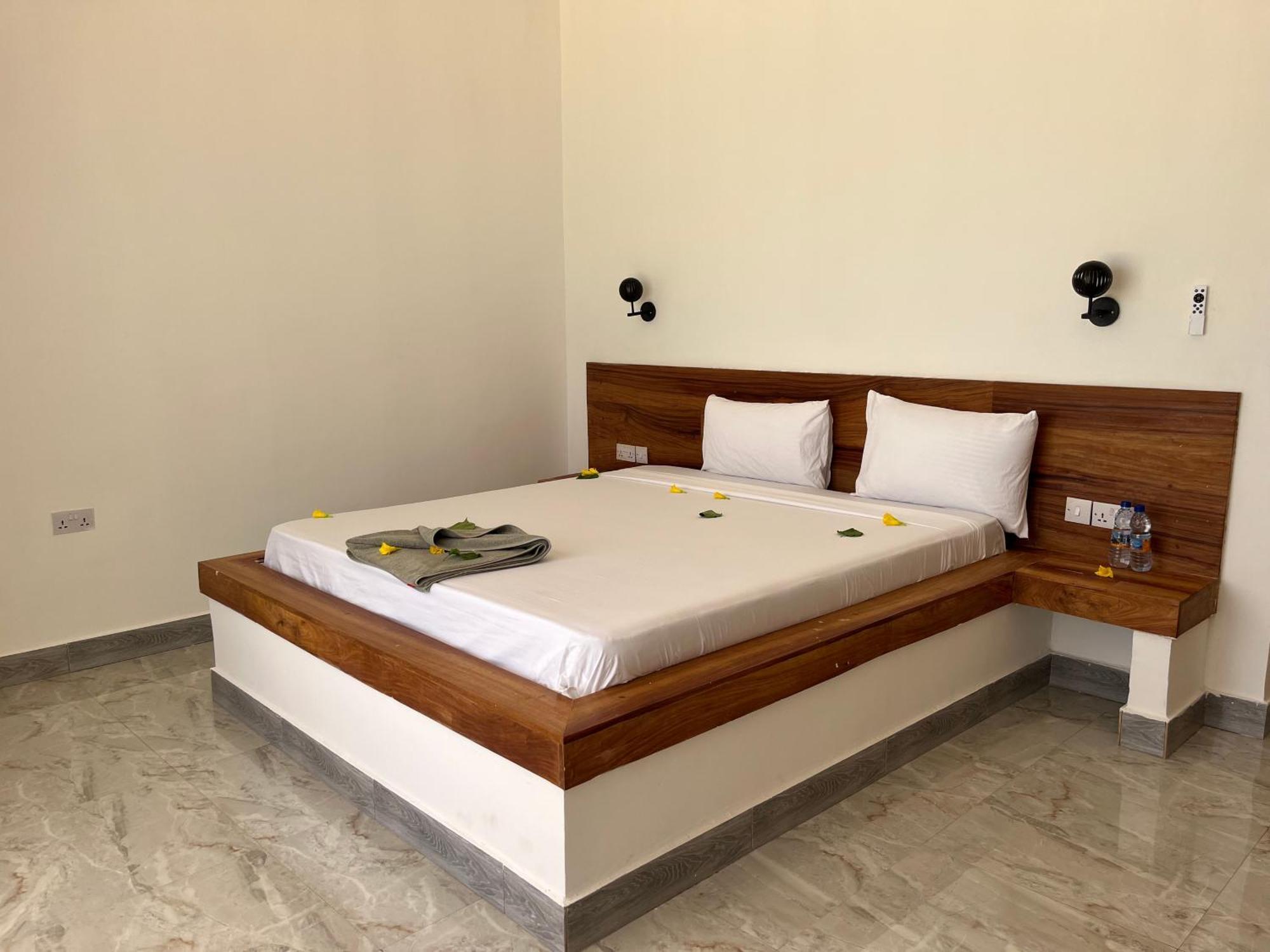 Jambo Beach Hotel Paje Buitenkant foto